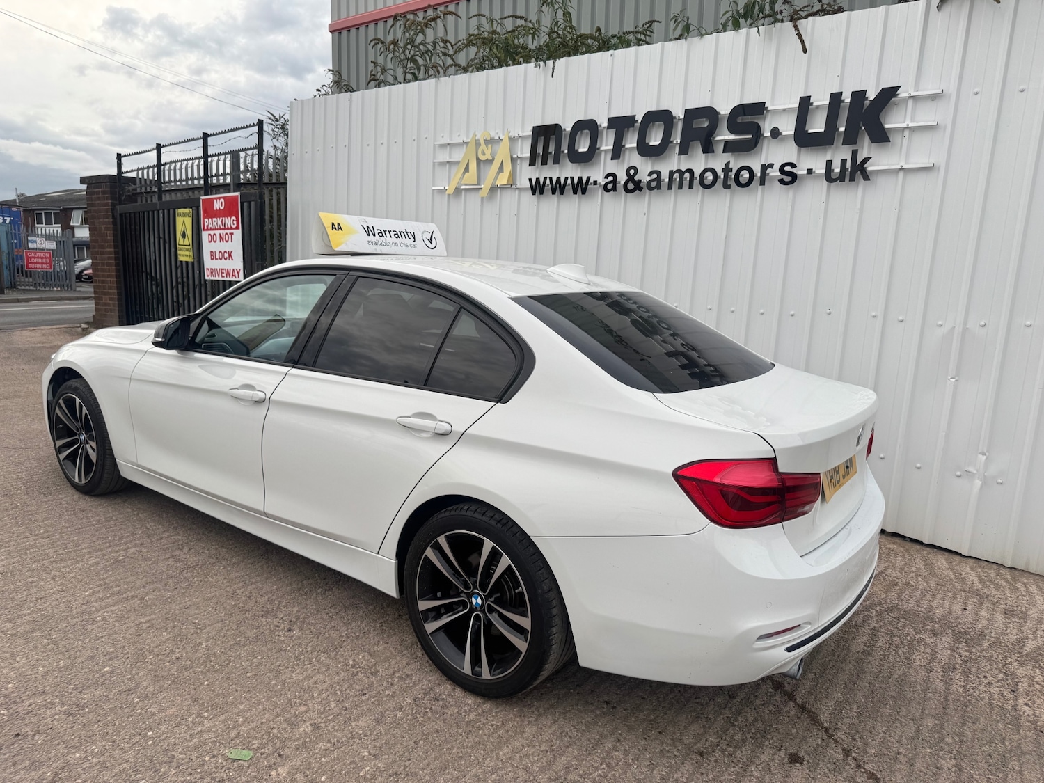 Used BMW 3 Series 2018 for sale - 76351813: Photo 11