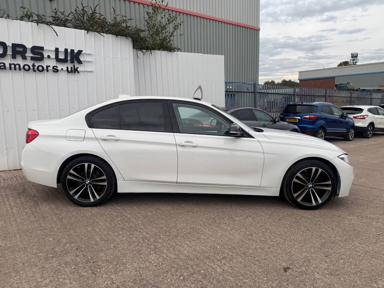 Used BMW 3 Series 2018 for sale - 76351813: Photo 3