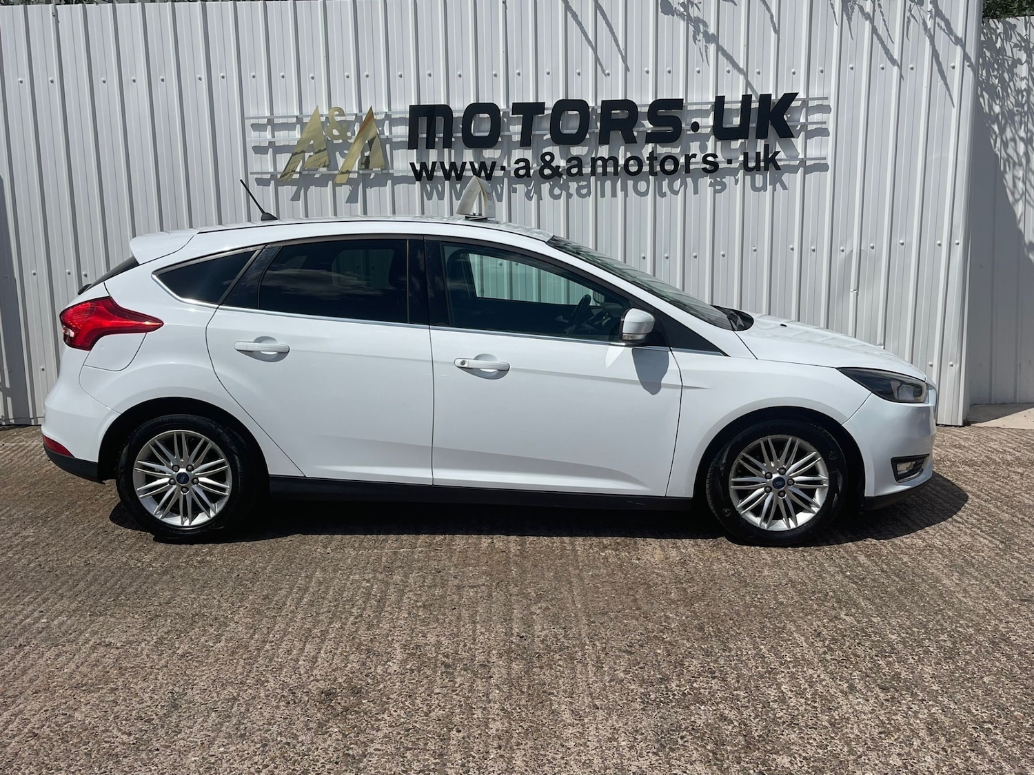 Used Ford Focus 2017 for sale - 76951526: Photo 14
