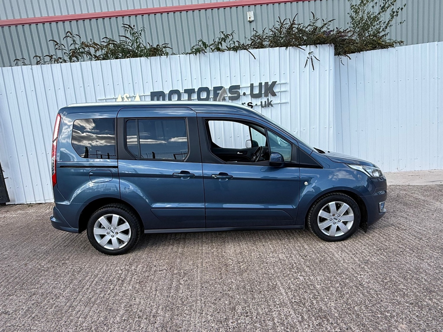 Used Ford Tourneo Connect 2019 for sale - 76087634: Photo 13