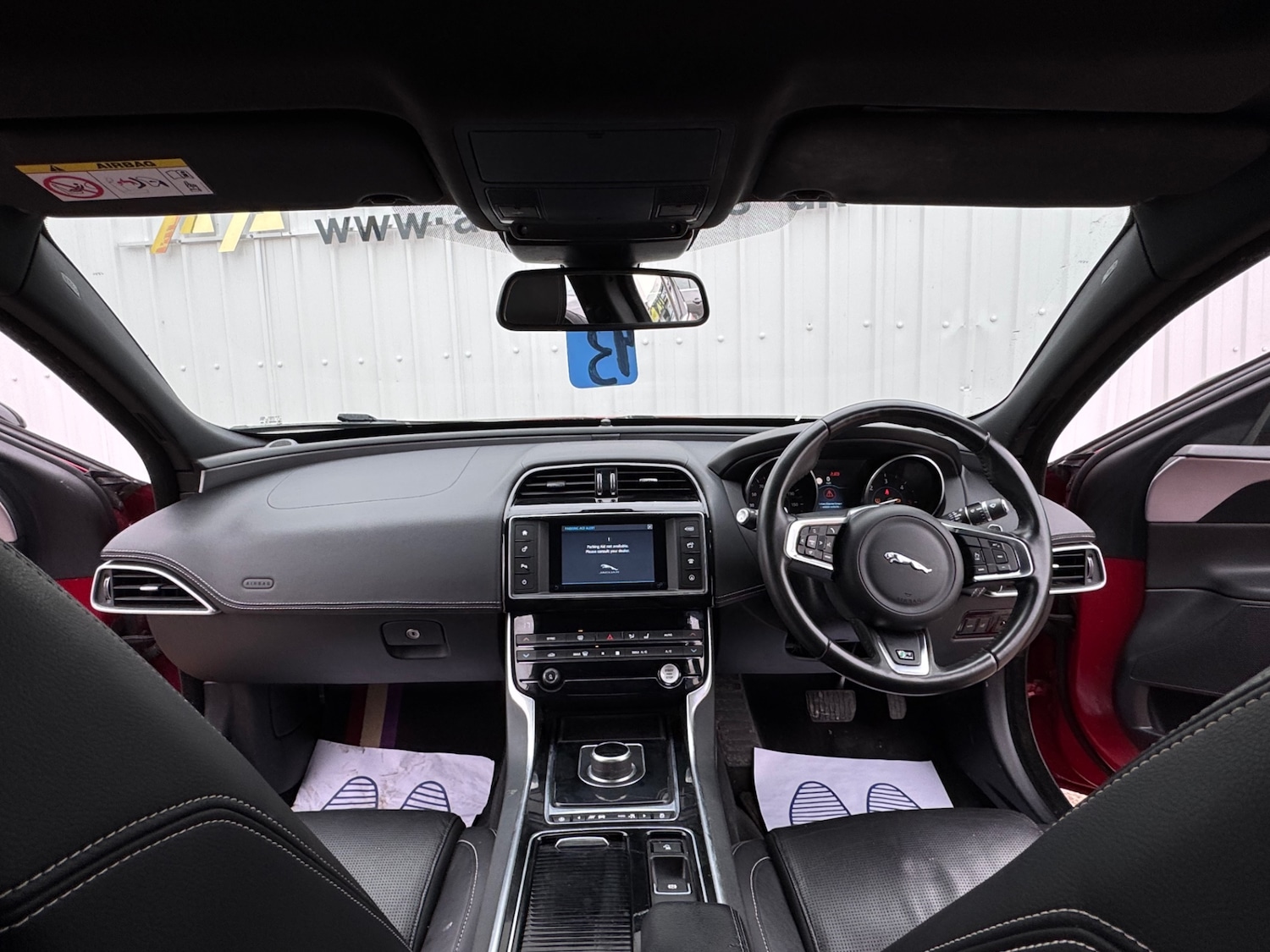 Used Jaguar XE 2017 for sale - 76055882: Photo 6