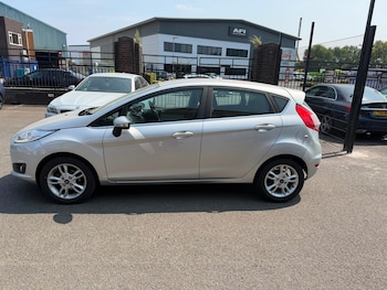 Used Ford Fiesta 2016 for sale - 79255458: Photo