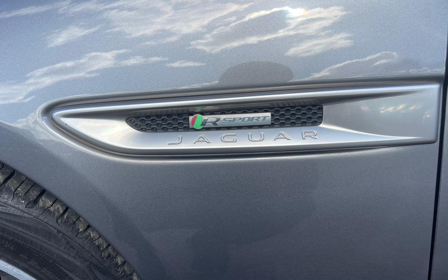 Used Jaguar XE 2017 for sale - 77947266: Photo 14