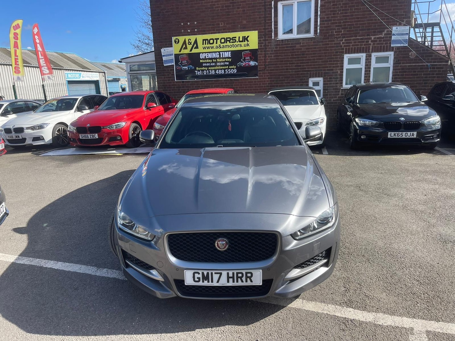 Used Jaguar XE 2017 for sale - 77947266: Photo 2