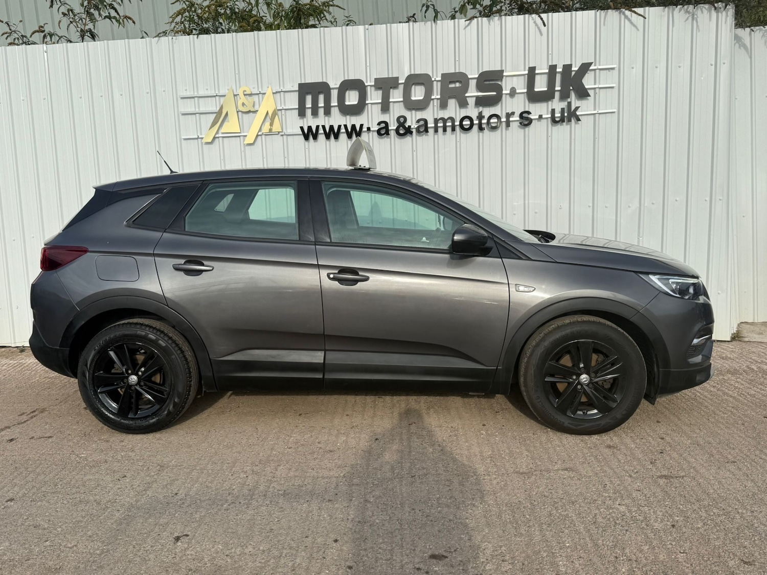 Used Vauxhall Grandland X 2018 for sale - 76548128: Photo 2