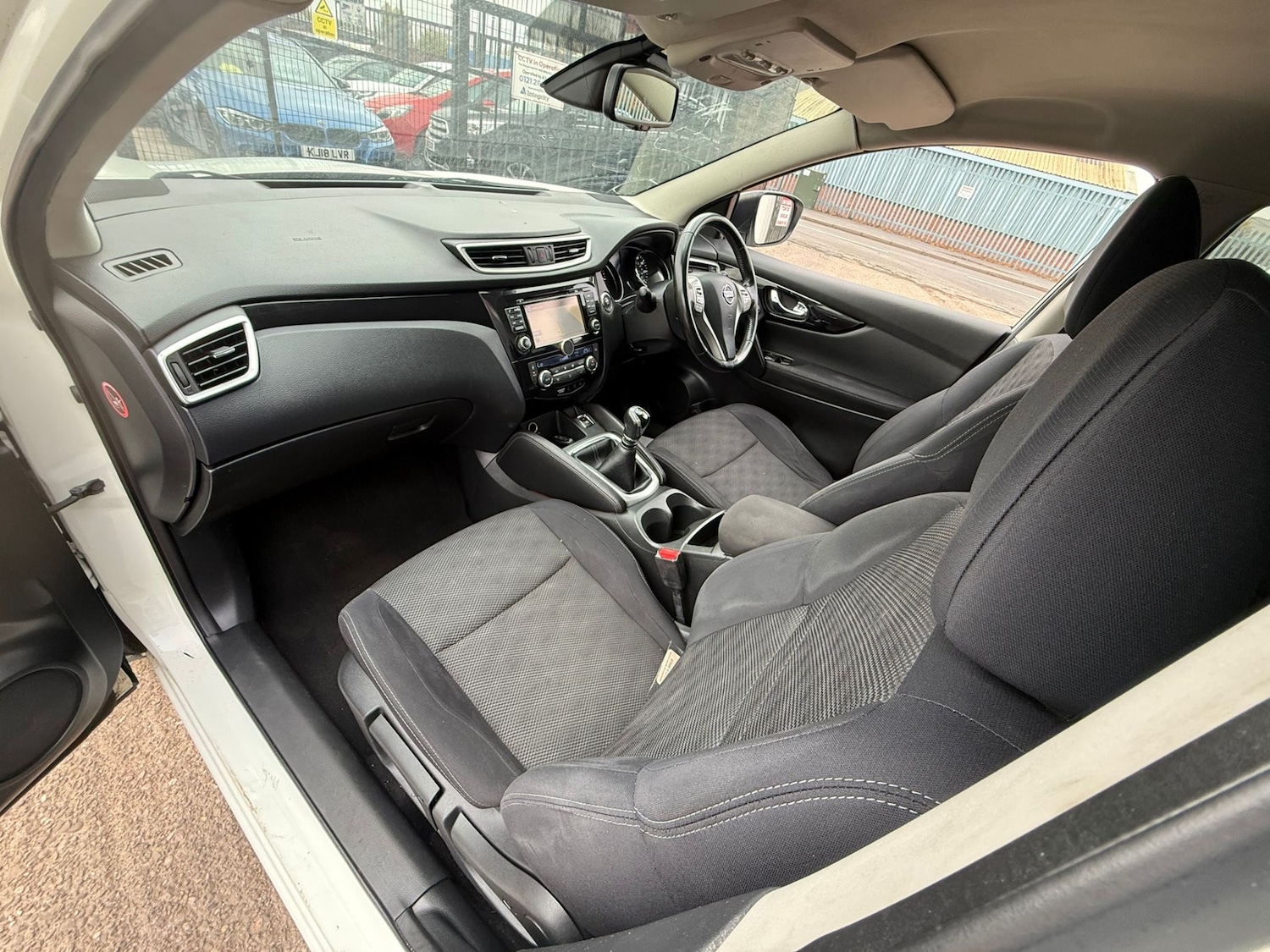 Used Nissan Qashqai 2015 for sale - 77888495: Photo 10