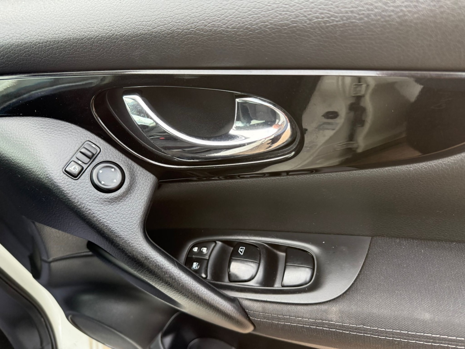 Used Nissan Qashqai 2015 for sale - 77888495: Photo 12