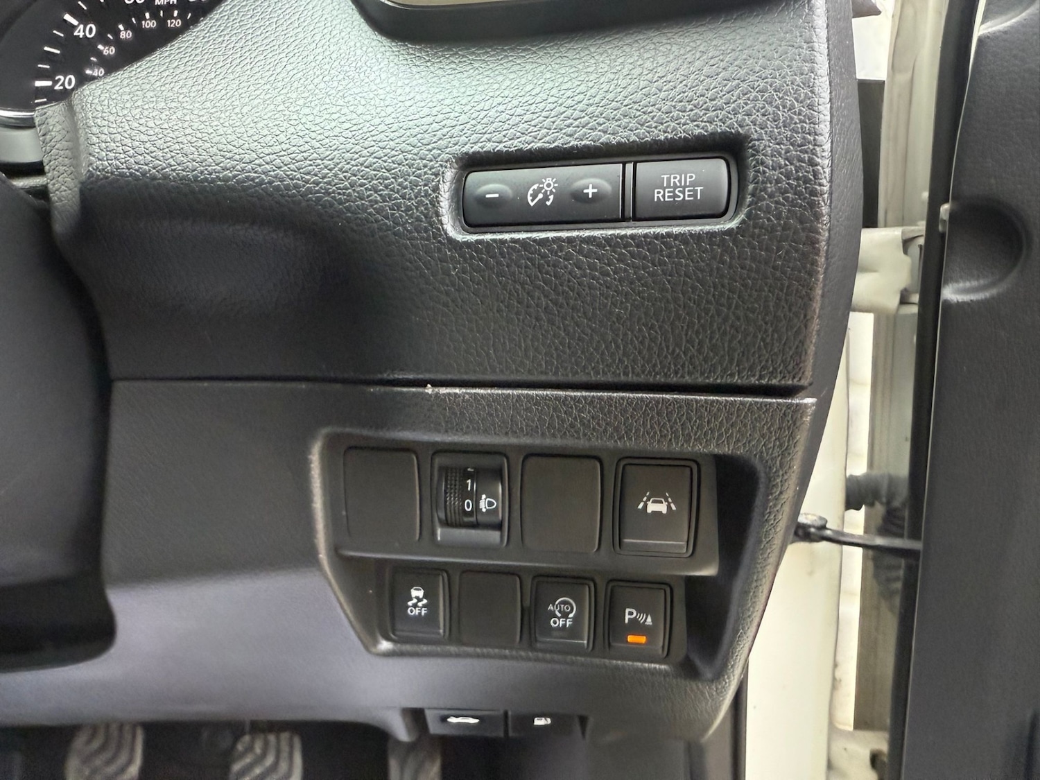 Used Nissan Qashqai 2015 for sale - 77888495: Photo 14