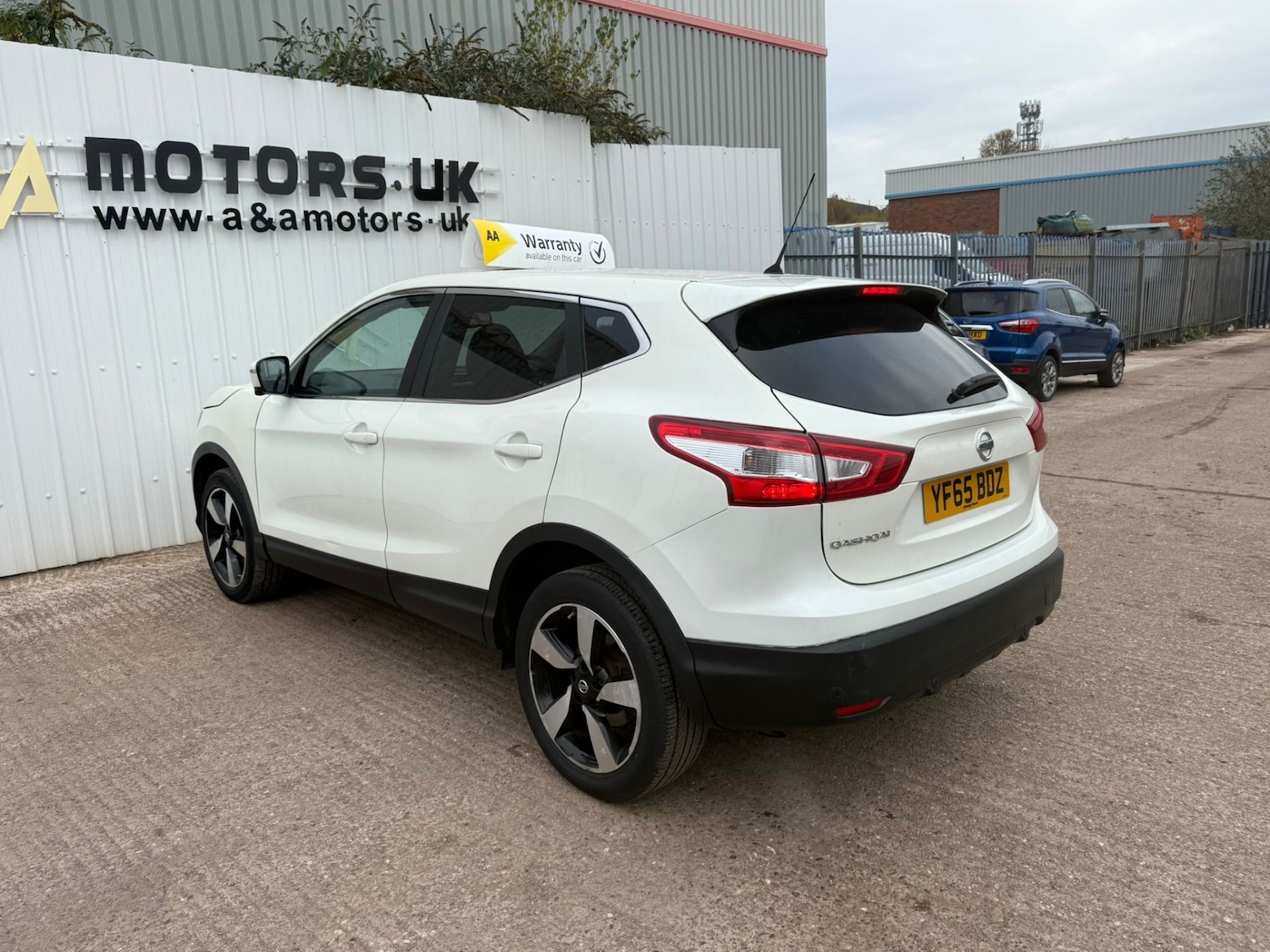 Used Nissan Qashqai 2015 for sale - 77888495: Photo 2