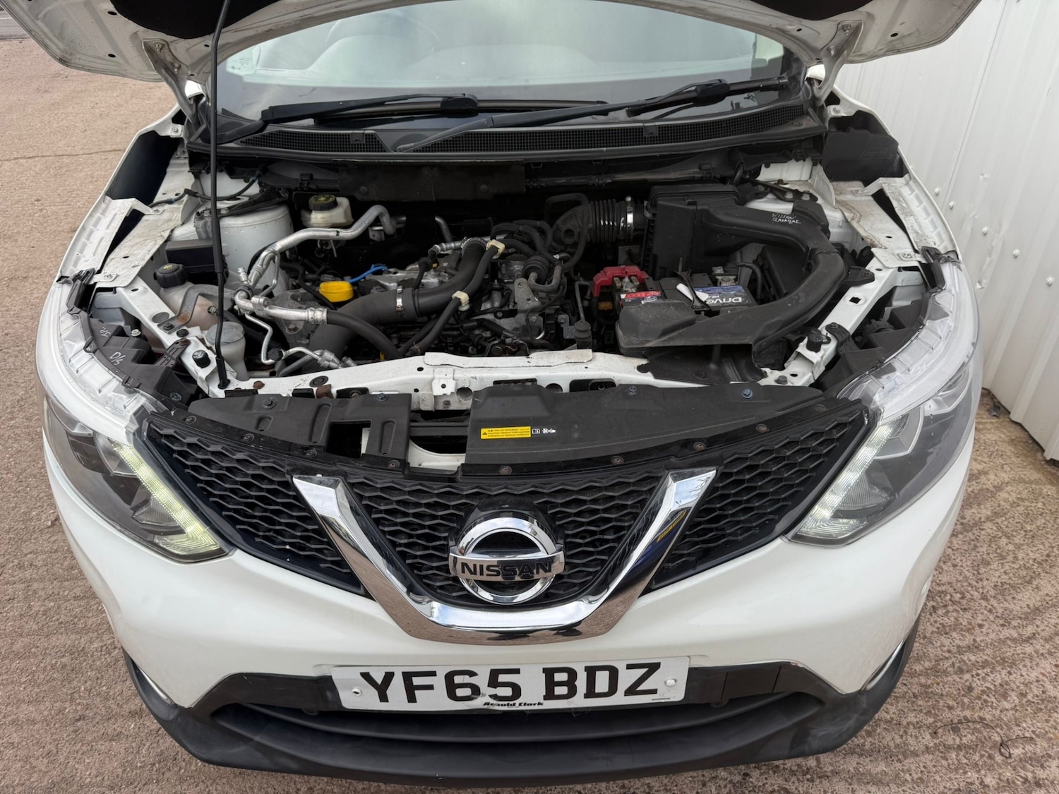 Used Nissan Qashqai 2015 for sale - 77888495: Photo 4