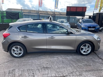 Used Ford Focus 2019 for sale - 74240381: Photo