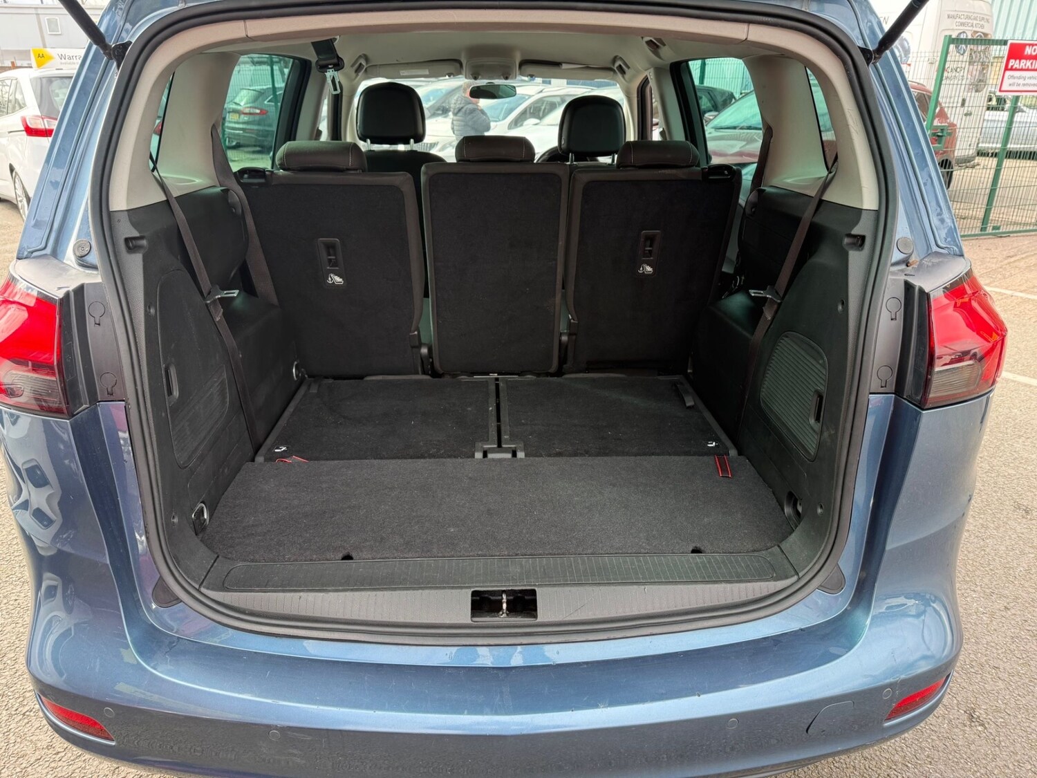 Used Vauxhall Zafira 2014 for sale - 77888489: Photo 21