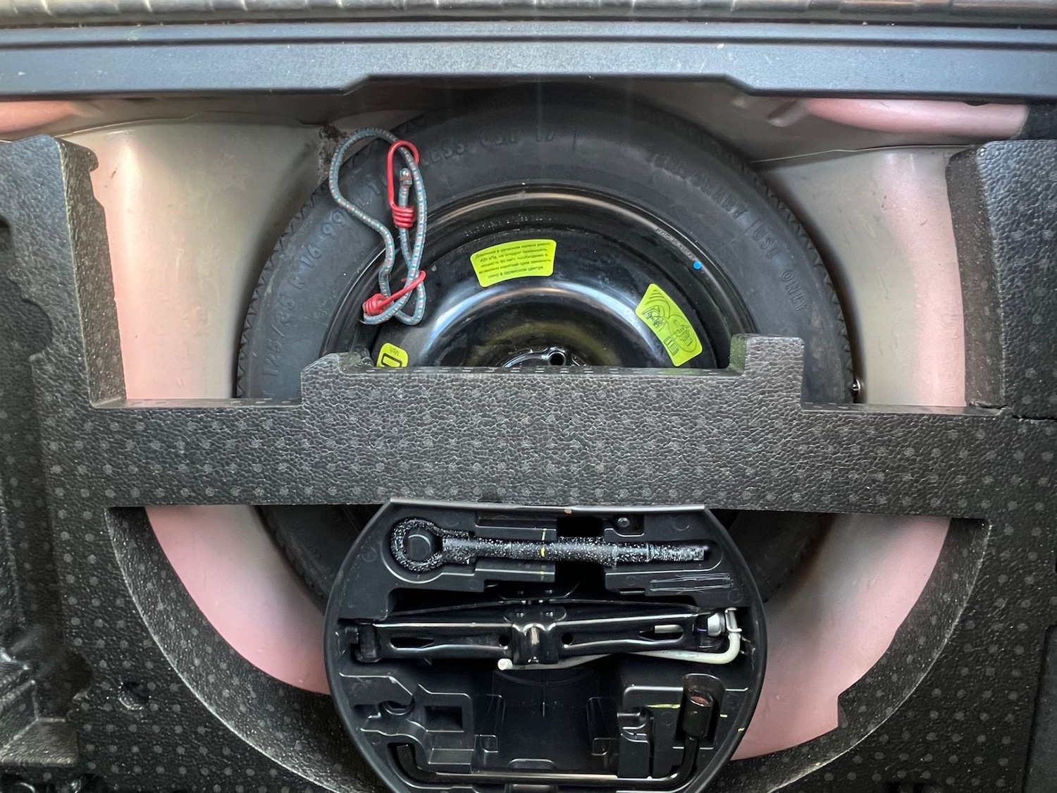 Used Peugeot 2008 2014 for sale - 77888351: Photo 11