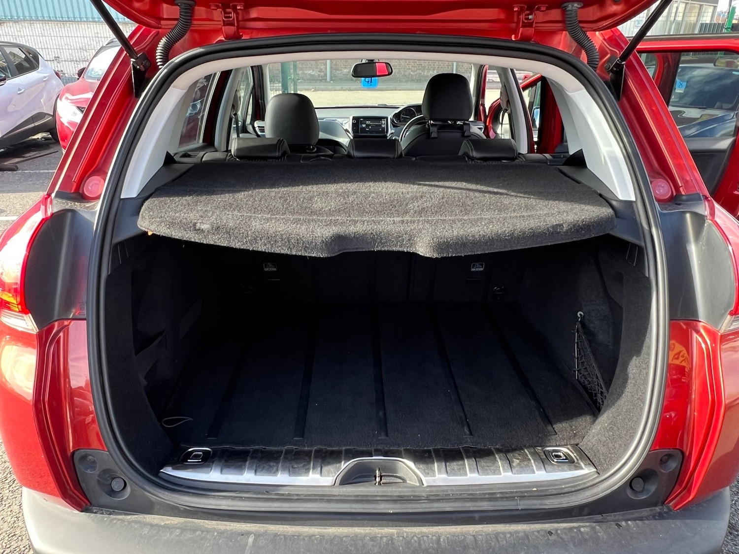 Used Peugeot 2008 2014 for sale - 77888351: Photo 7