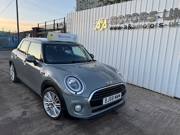 Used MINI Hatch 2018 for sale - 77028287: Photo