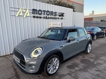 Used MINI Hatch 2018 for sale - 77028287: Photo