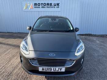 2019 (19) - 1.0 EcoBoost Titanium 5dr Auto