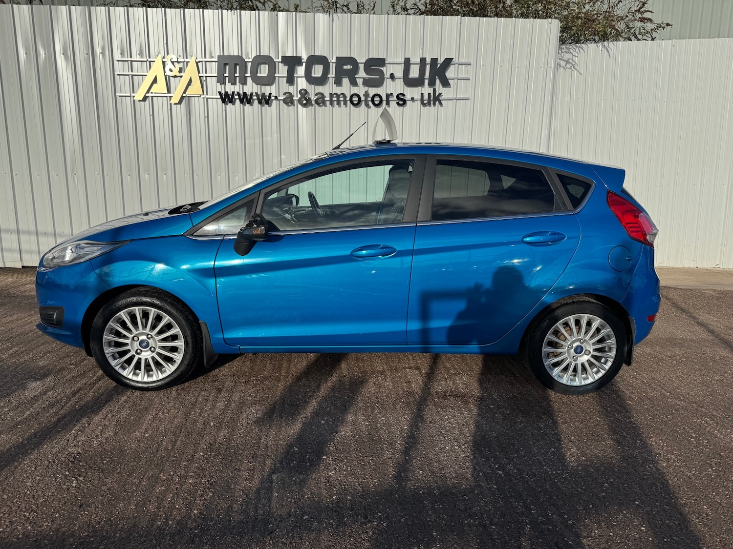 Used Ford Fiesta 2013 for sale - 77028259: Photo 2