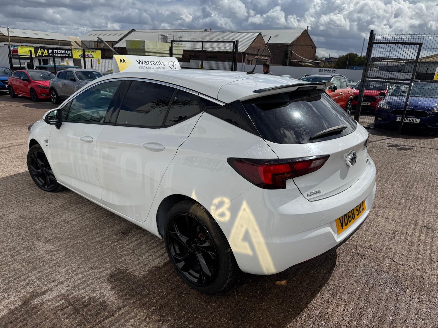 Used Vauxhall Astra 2018 for sale - 75925732: Photo 8