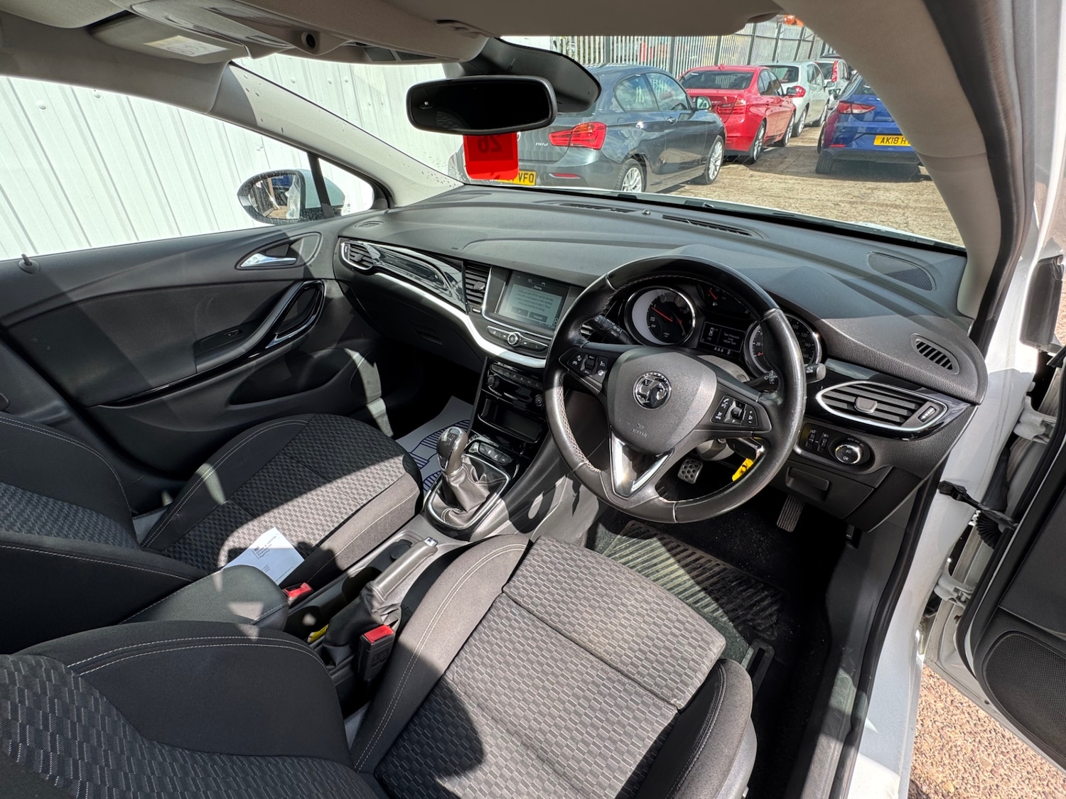 Used Vauxhall Astra 2018 for sale - 75925732: Photo 9