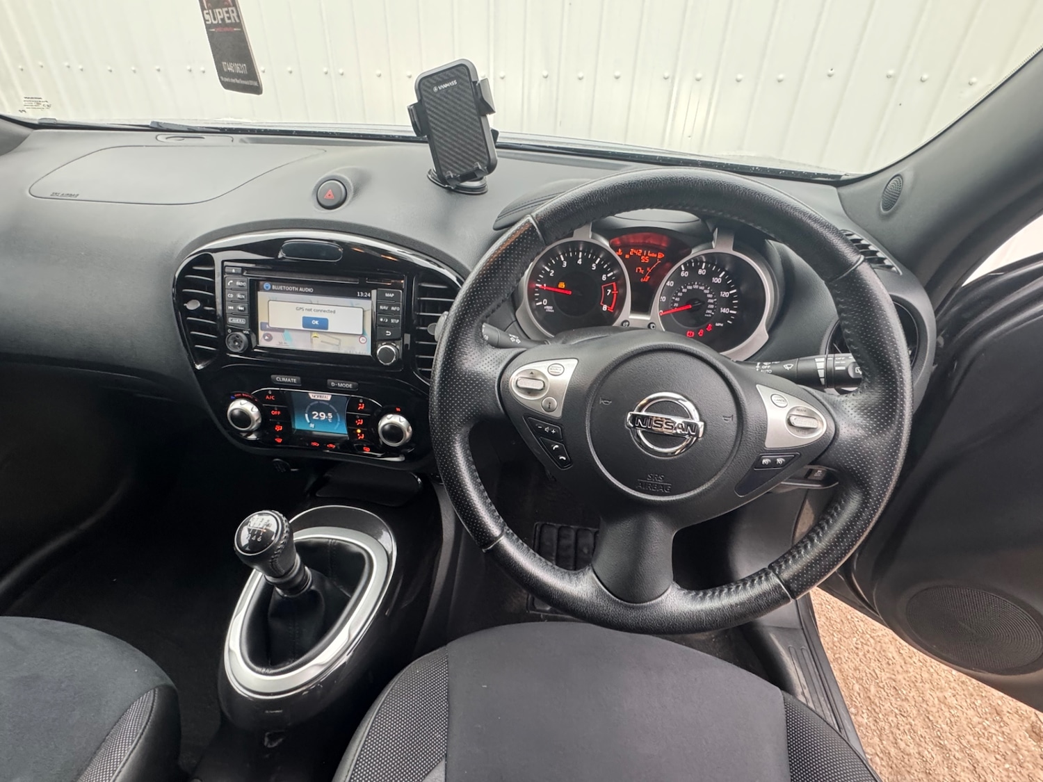 Used Nissan Juke 2017 for sale - 76478106: Photo 23