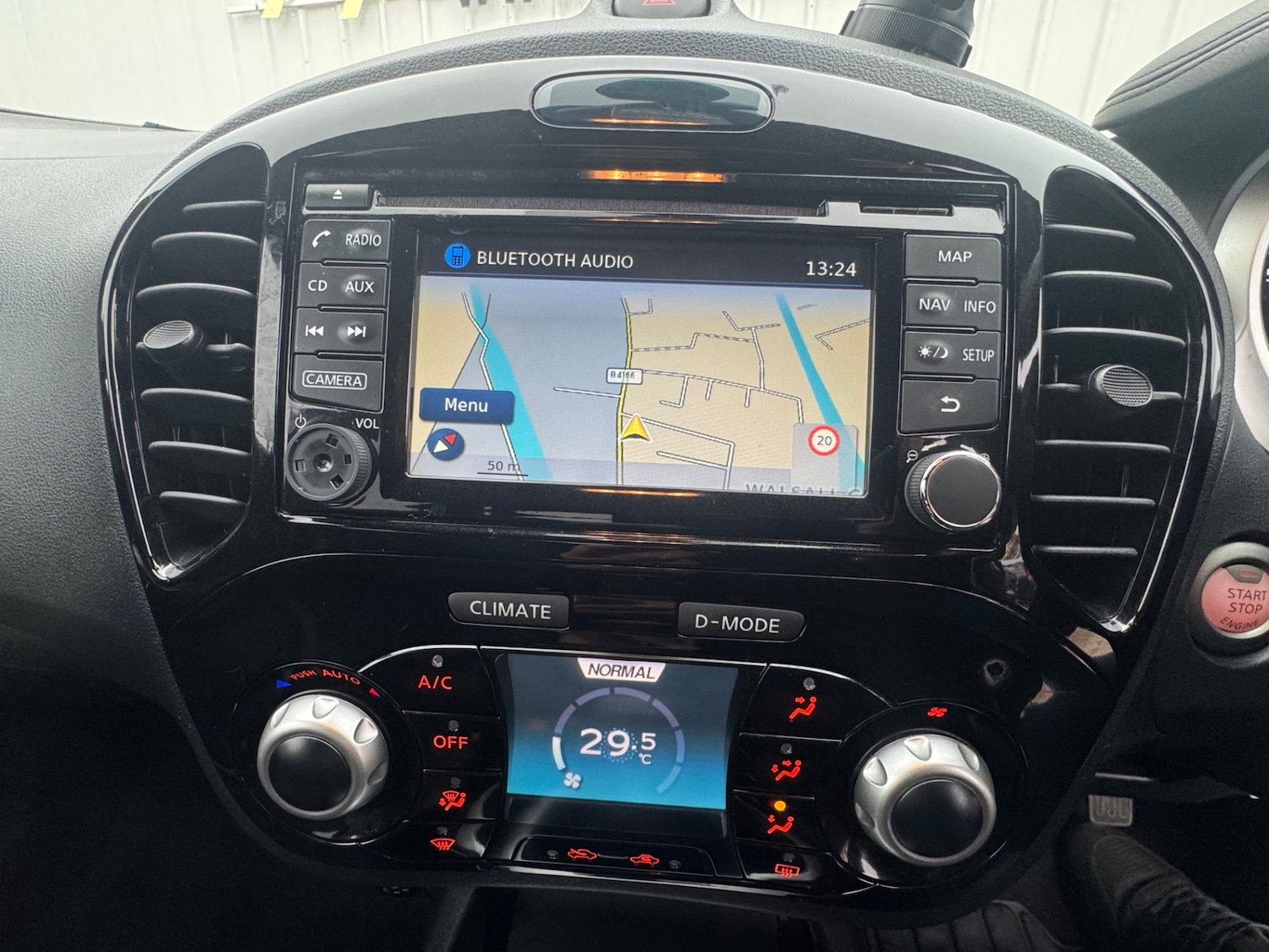 Used Nissan Juke 2017 for sale - 76478106: Photo 26