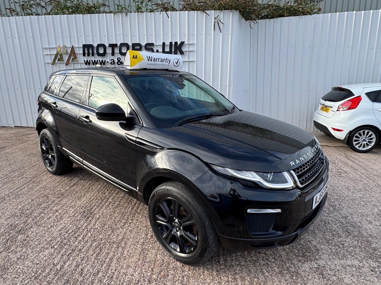 Used Land Rover Range Rover Evoque 2017 for sale - 77400387: Photo 15