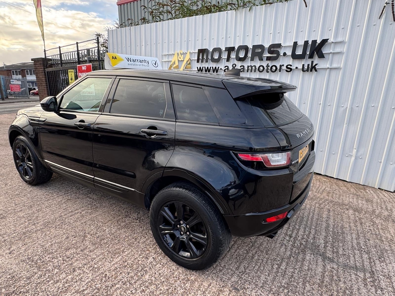 Used Land Rover Range Rover Evoque 2017 for sale - 77400387: Photo 5