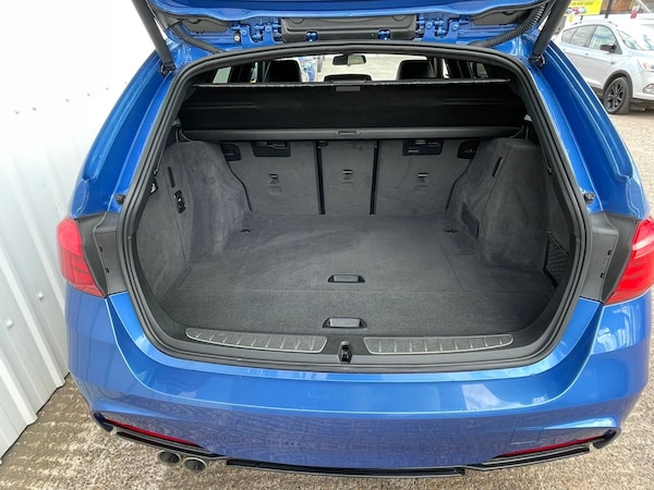 Used BMW 3 Series 2018 for sale - 75592392: Photo 12