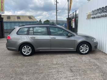 Used Volkswagen Golf 2016 for sale - 74960875: Photo