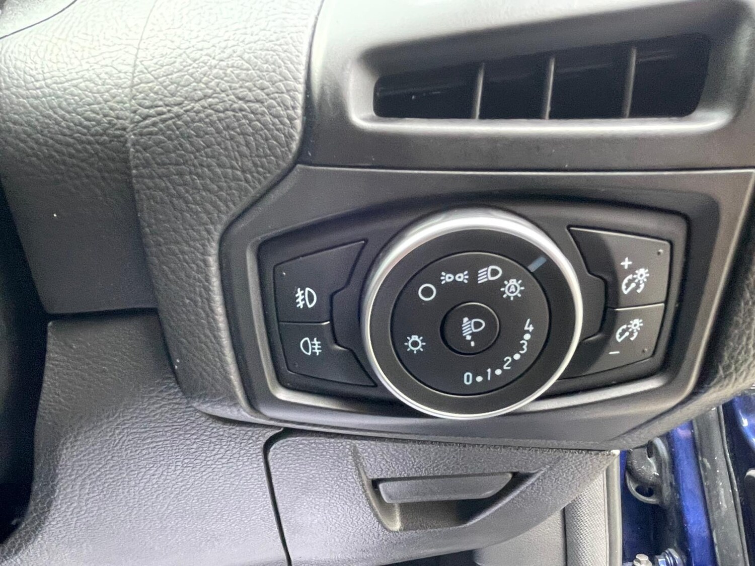 Used Ford Focus 2016 for sale - 77888221: Photo 10