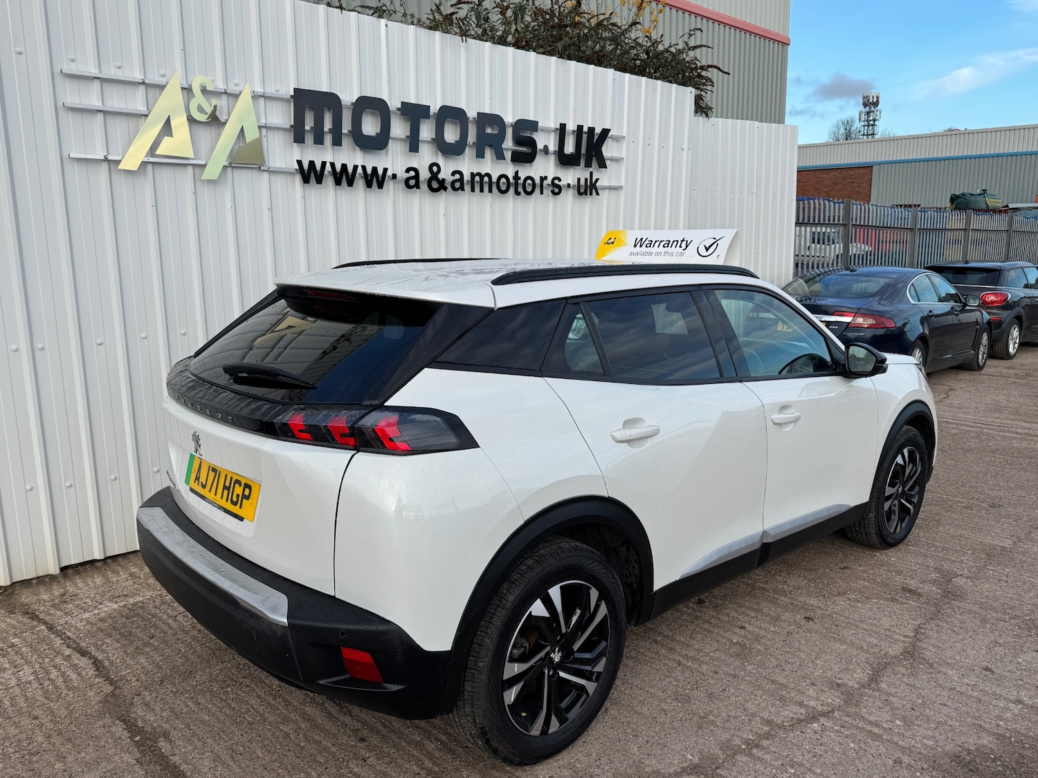 Used Peugeot 2008 2022 for sale - 76855457: Photo 11