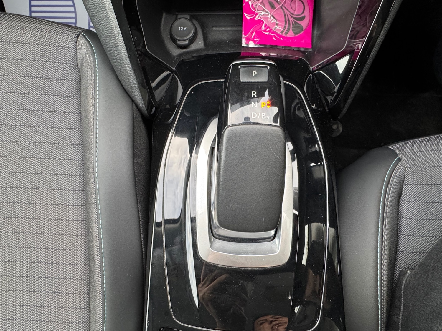 Used Peugeot 2008 2022 for sale - 76855457: Photo 25