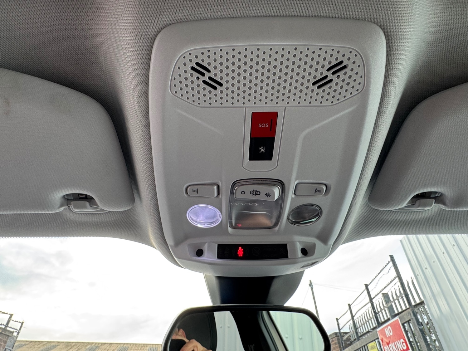 Used Peugeot 2008 2022 for sale - 76855457: Photo 30