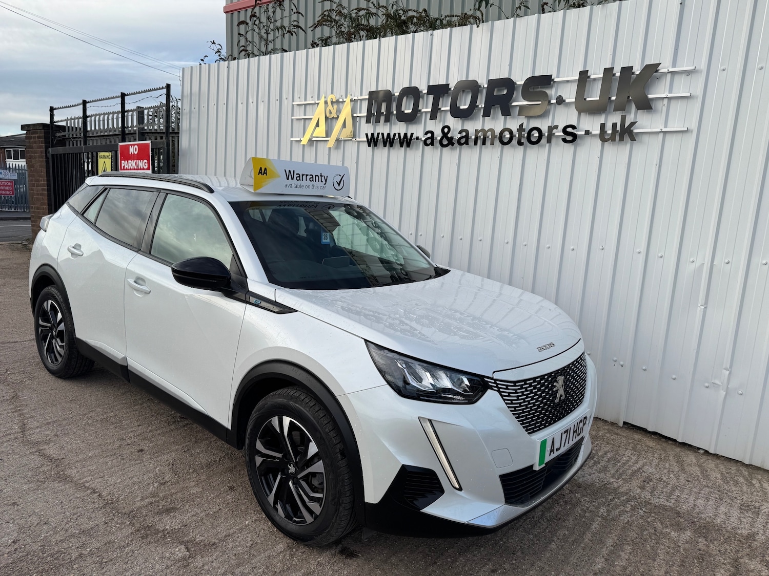 Used Peugeot 2008 2022 for sale - 76855457: Photo 5