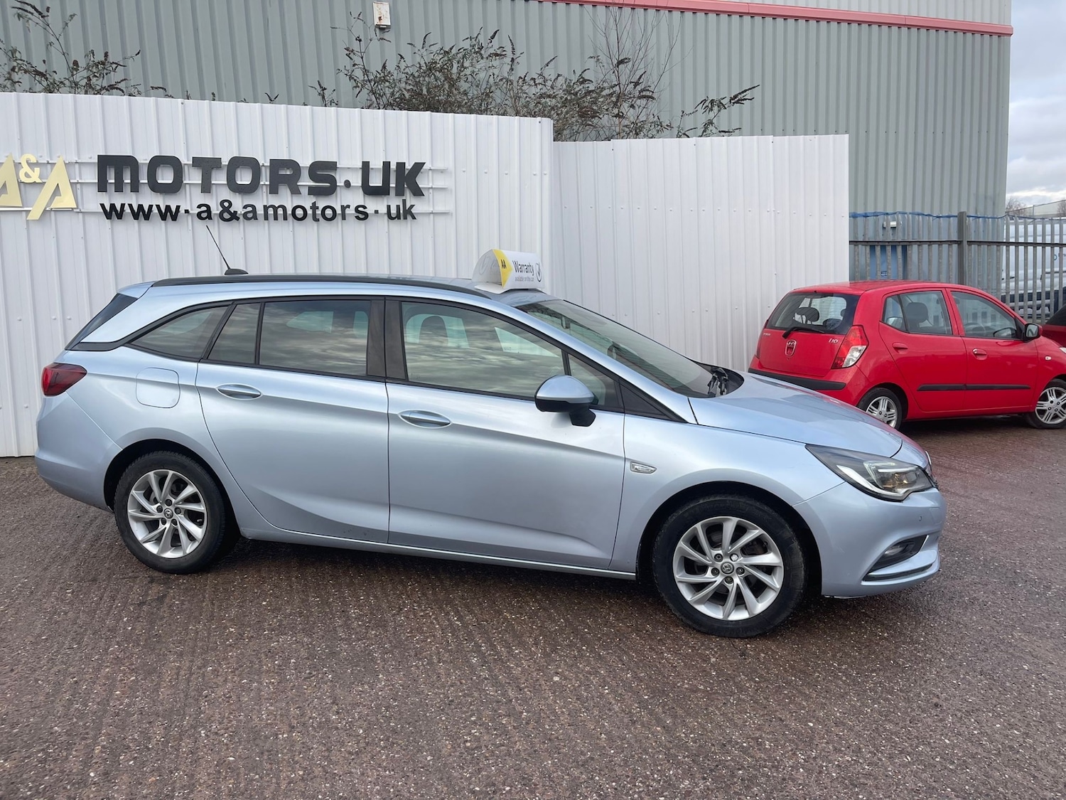 Used Vauxhall Astra 2018 for sale - 77400217: Photo 3
