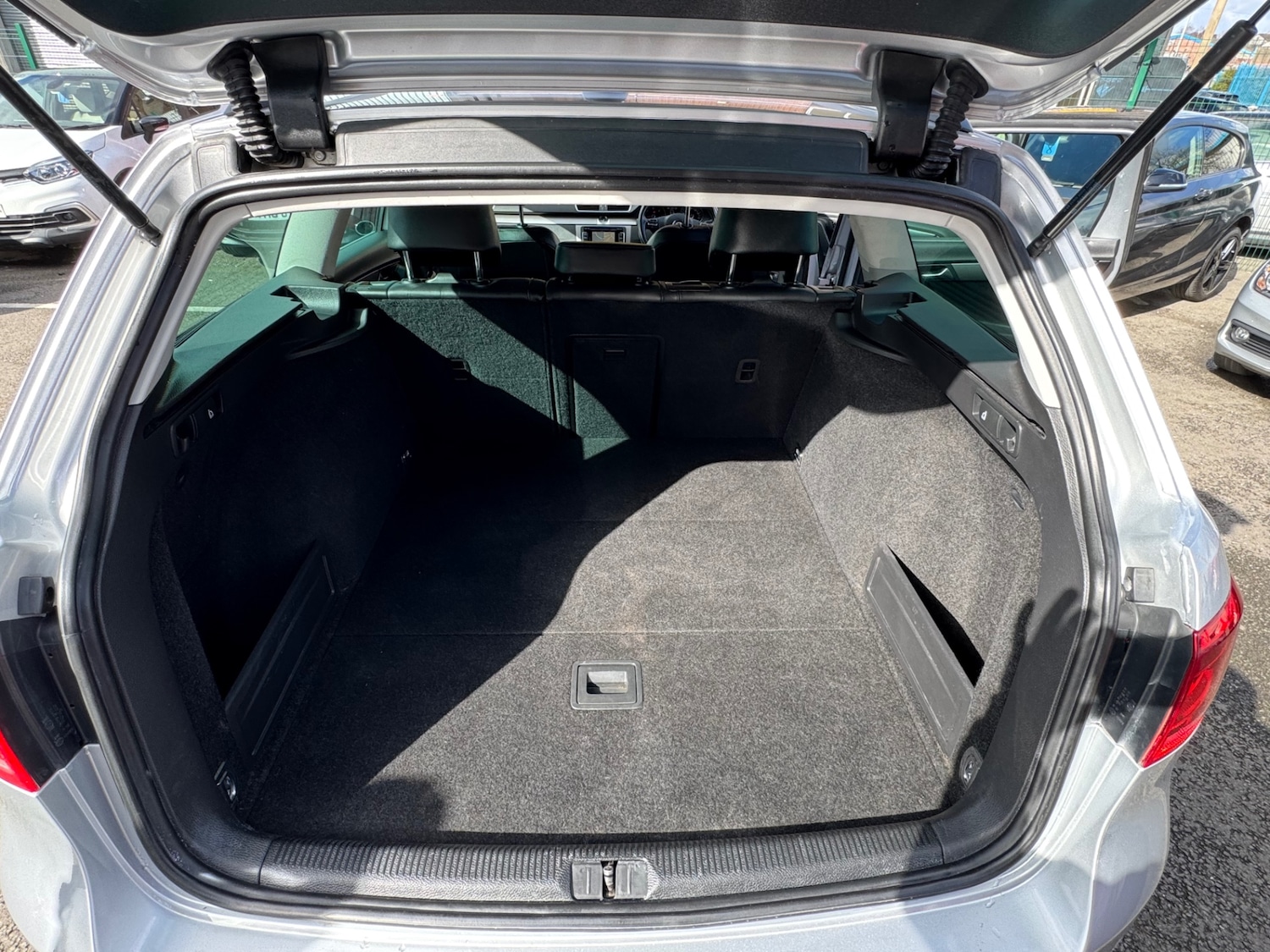 Used Volkswagen Passat 2014 for sale - 77947314: Photo 15