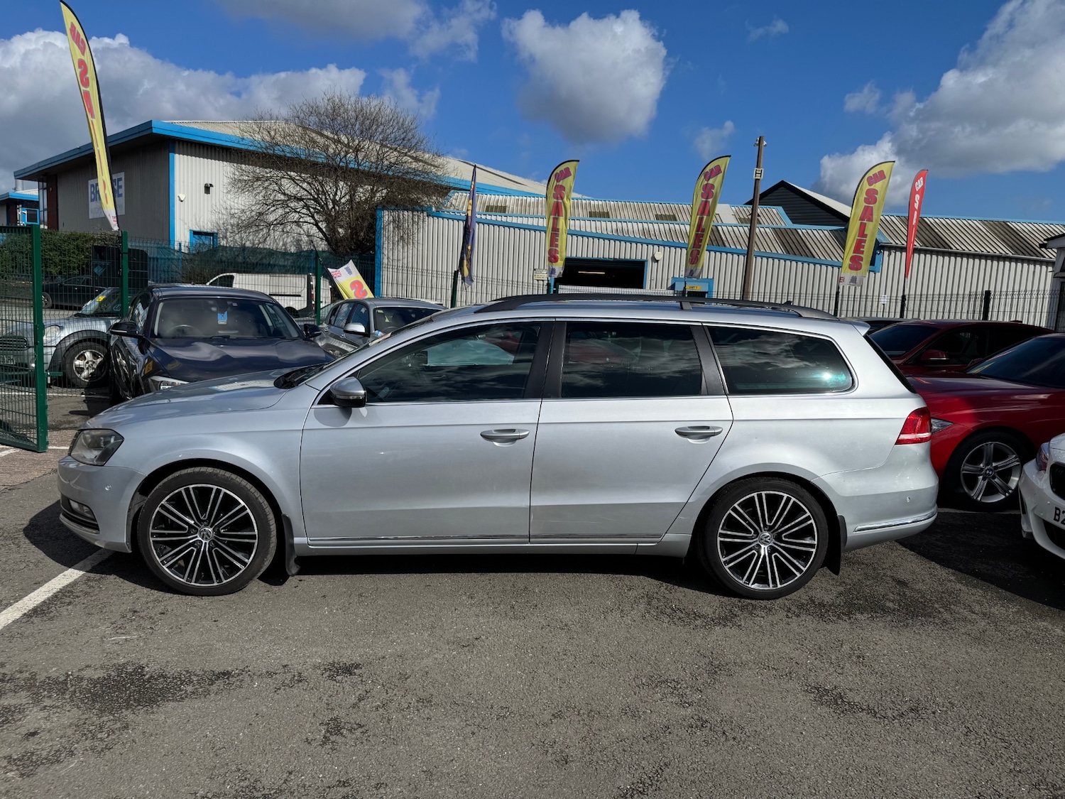 Used Volkswagen Passat 2014 for sale - 77947314: Photo 2