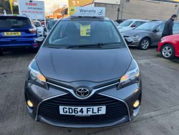 Used Toyota Yaris 2015 for sale - 73321776: Photo