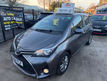 Used Toyota Yaris 2015 for sale - 73321776: Photo