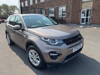 Used Land Rover Discovery Sport 2016 for sale - 79244212: Photo