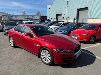 Used Jaguar XE 2015 for sale - 78144445: Photo