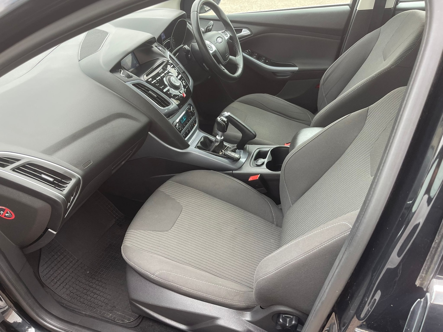 Used Ford Focus 2014 for sale - 76951520: Photo 11