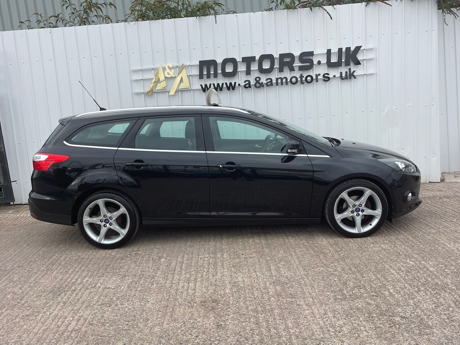 Used Ford Focus 2014 for sale - 76951520: Photo 16