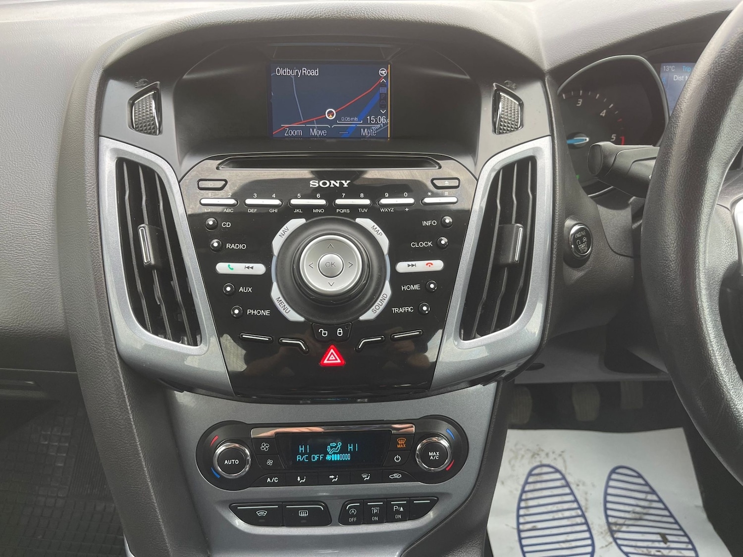 Used Ford Focus 2014 for sale - 76951520: Photo 25