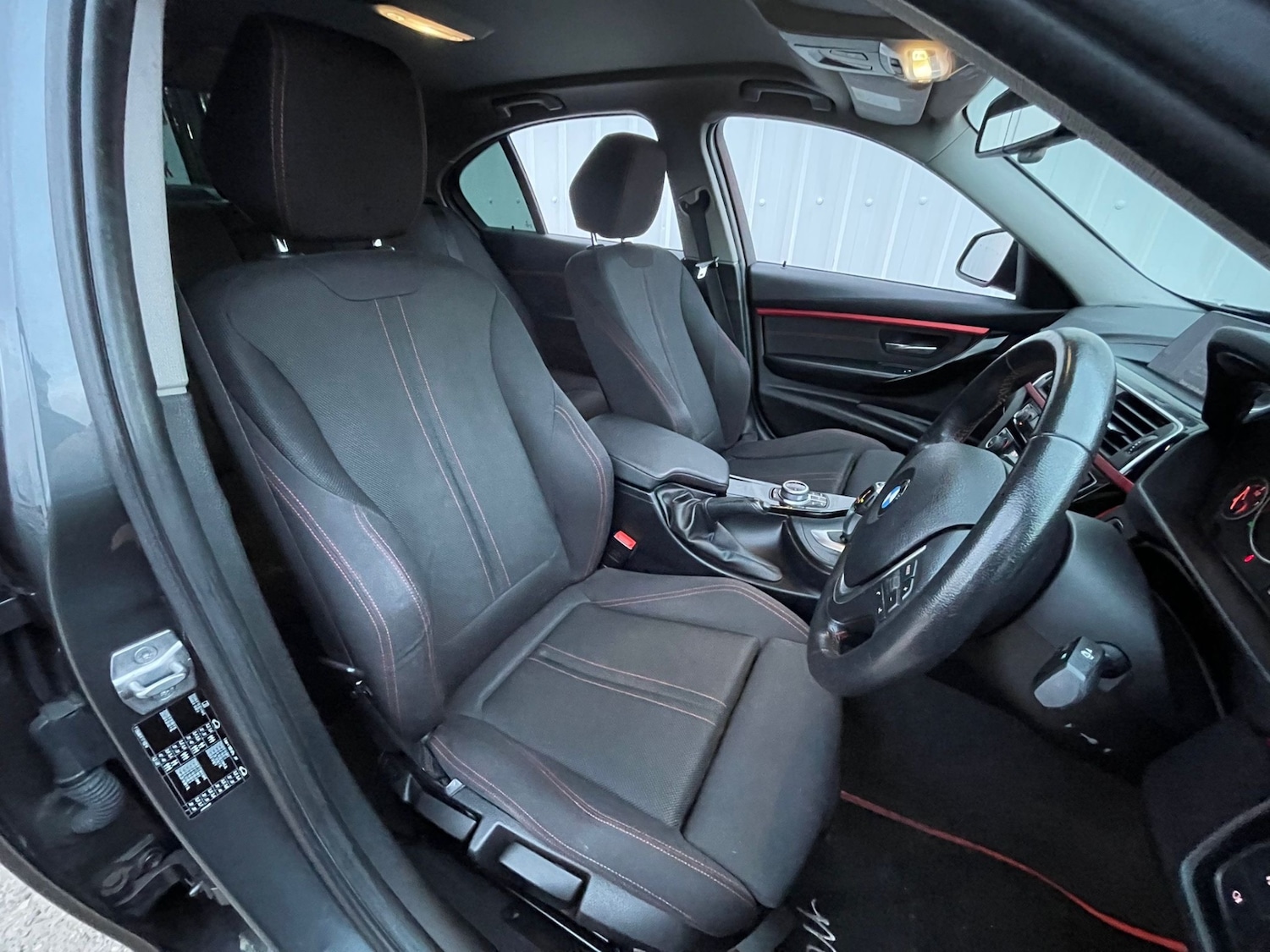 Used BMW 3 Series 2017 for sale - 76932203: Photo 3