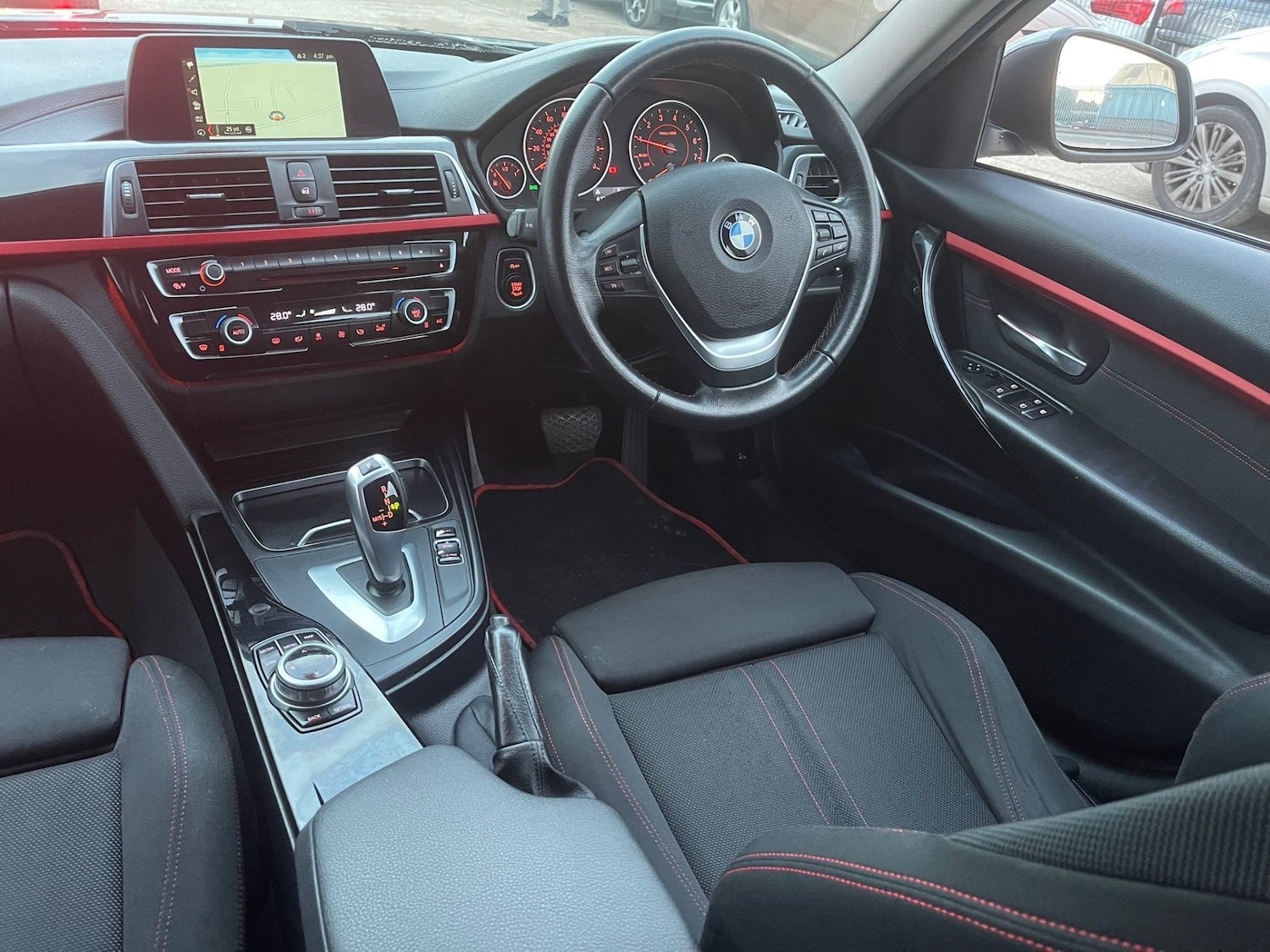 Used BMW 3 Series 2017 for sale - 76932203: Photo 4