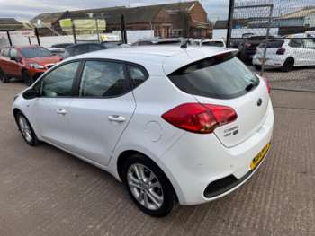 Used Kia Ceed 2015 for sale - 75144224: Photo