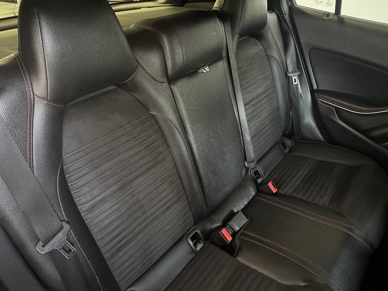 Used Mercedes-Benz GLA 2018 for sale - 76267508: Photo 9