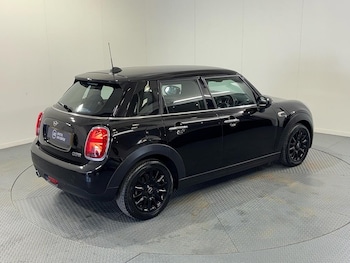 Used MINI Hatch 2019 for sale - 79378915: Photo